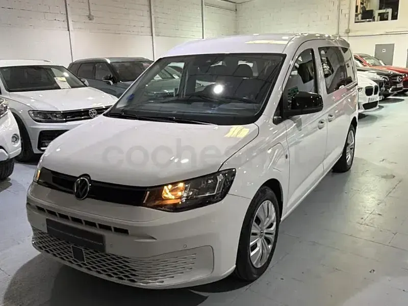 Usado VW Caddy Maxi 150 CV (110 kW) 2025 Blanco Monovolumen