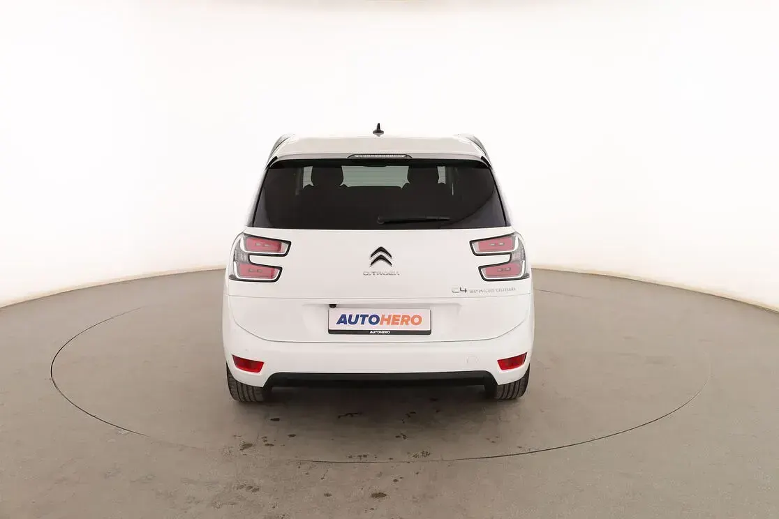 Usado Citroën Grand C4 Picasso Feel 130 CV (95 kW) 2018 Blanco Monovolumen