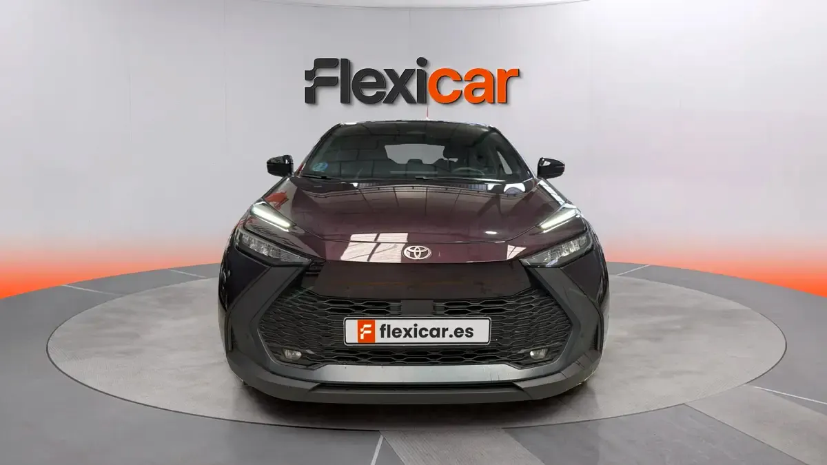 Usado Toyota C-HR Advance 140 CV (102 kW) 2024 Violeta SUV