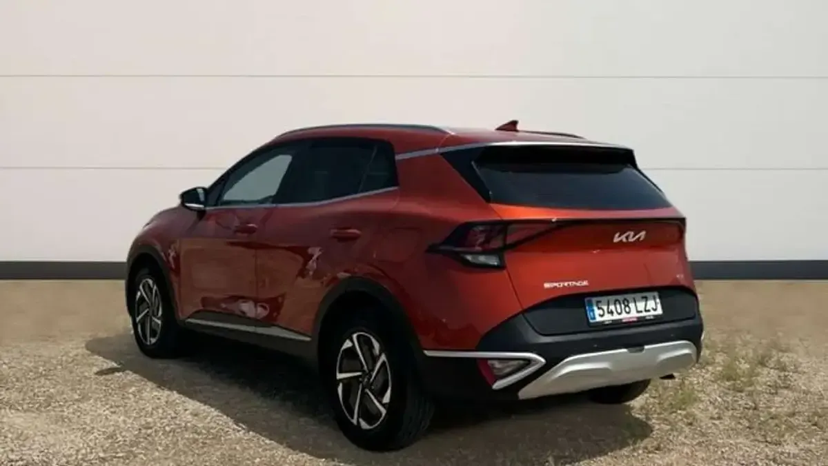 Usado Kia Sportage 230 CV (169 kW) 2022 Naranja SUV