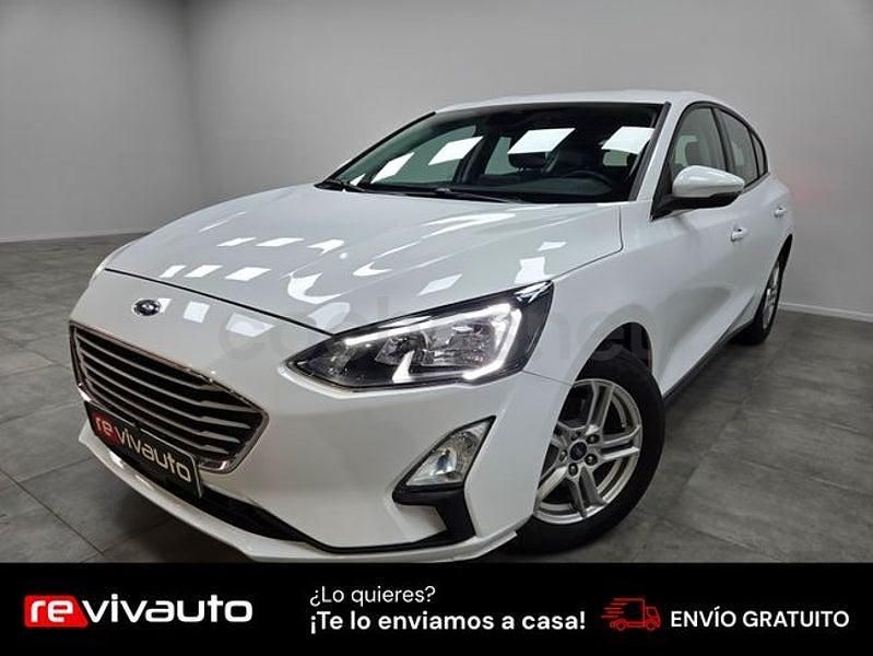 Usado Ford Focus Trend 120 CV (88 kW) 2022 Blanco Berlina