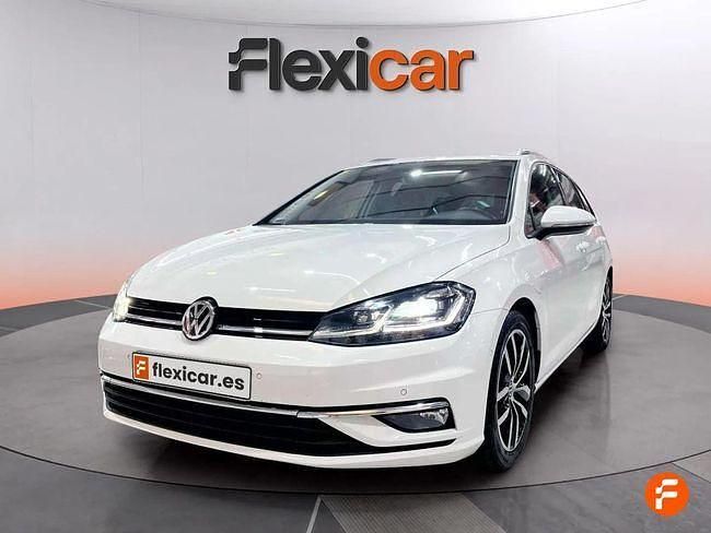 Usado VW Golf VII Sportline 150 CV (110 kW) 2018 Blanco Familiar