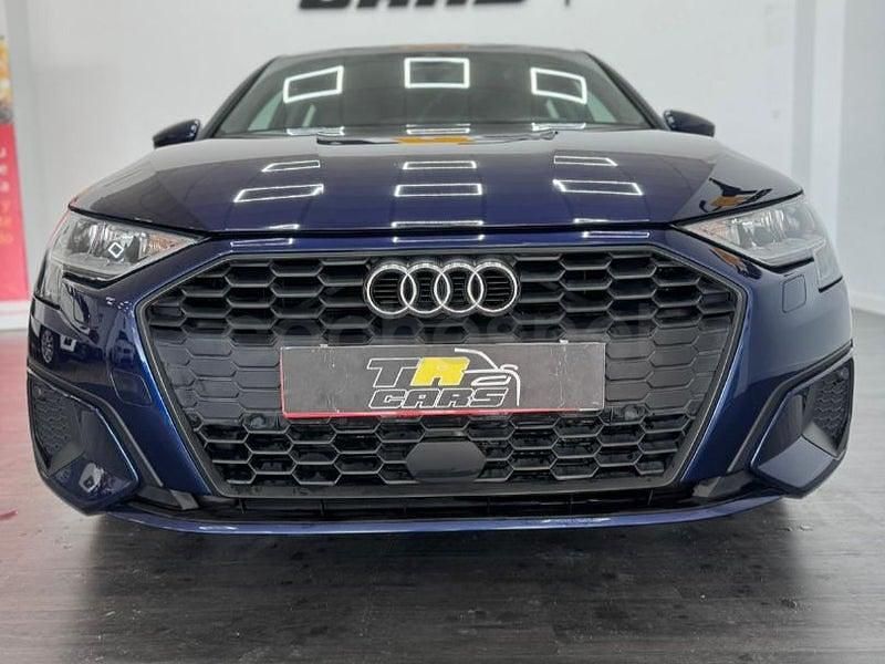 Usado Audi A3 110 CV (80 kW) 2021 Azul Berlina