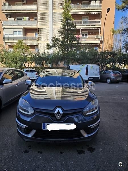 Usado Renault Mégane III GT 115 CV (84 kW) 2013 Gris / plata Berlina