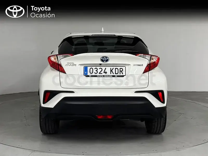 Usado Toyota C-HR Advance 122 CV (89 kW) 2017 Blanco SUV