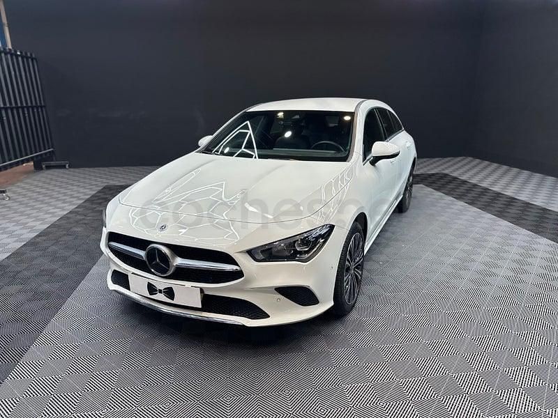 Usado Mercedes CLA250e Shooting Brake 218 CV (160 kW) 2021 Blanco Familiar
