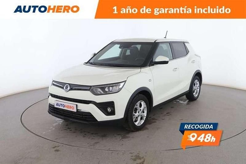 Blanco Usado 2022 Ssangyong (KGM) Tivoli SUV | 13.999 € (Precio justo) - Imagen 1/3