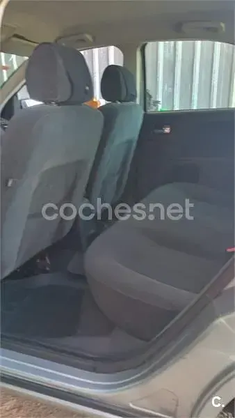 Usado Ford Mondeo Ghia 130 CV (95 kW) 2004 Azul Berlina