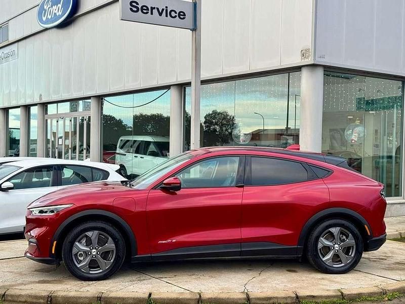 Usado Ford Mustang Mach-E 197 kW (269 CV) 2021 Rojo SUV