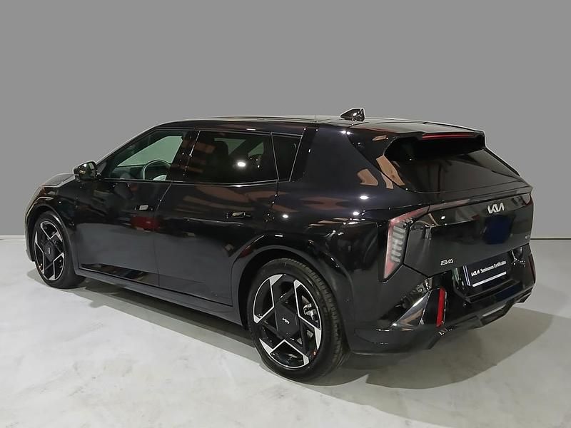 Usado Kia EV4 GT-Line 150 kW (204 CV) 2025 Black pearl (1k)