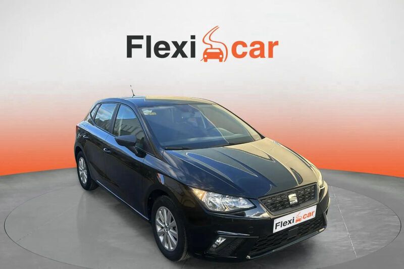 Negro Usado 2018 Seat Ibiza Reference Berlina | 9990 € (Buen precio) - Imagen 1/4