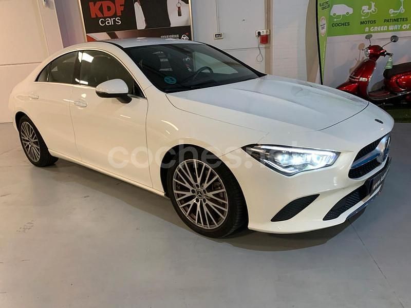 Blanco Usado 2022 Mercedes CLA200 Berlina | 29.500 € (Precio justo) - Imagen 1/4