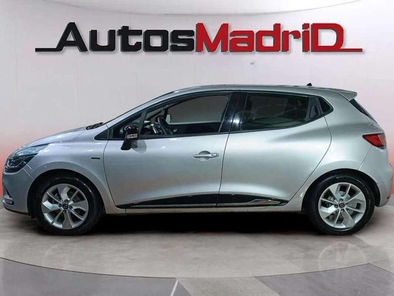 Usado Renault Clio IV LIMITED 90 CV (66 kW) 2018 Gris Utilitario