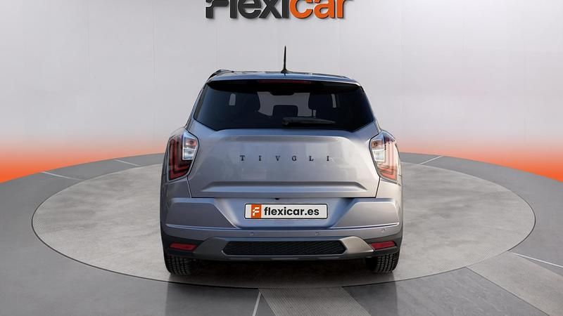 Usado Ssangyong (KGM) Tivoli 150 CV (110 kW) 2025 Gris SUV
