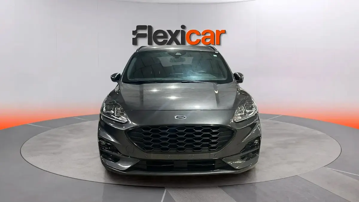 Usado Ford Kuga ST-Line 120 CV (88 kW) 2024 Gris SUV