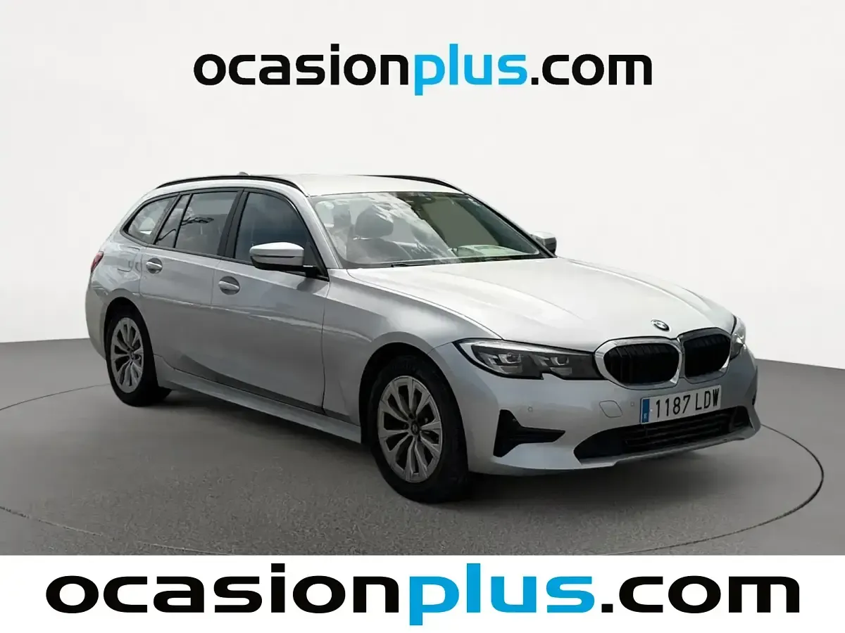 Usado BMW 318 150 CV (110 kW) 2020 Gris / plata Familiar