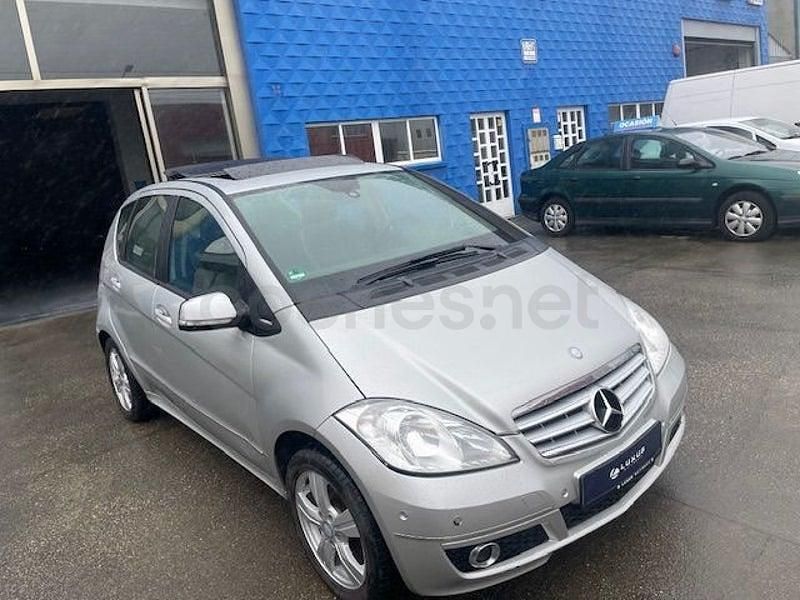 Usado Mercedes A170 Avantgarde 116 CV (85 kW) 2009 Gris / plata Monovolumen
