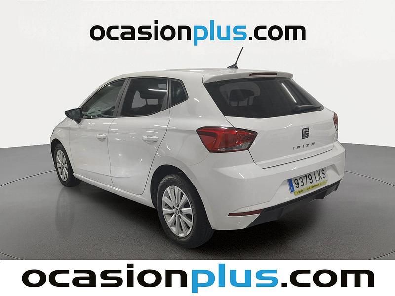 Usado Seat Ibiza Style Plus 95 CV (69 kW) 2020 Blanco Utilitario