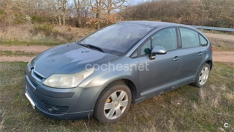 Begagnad Citroën C4 92 HK (67 kW) 2006 Grå Sedan