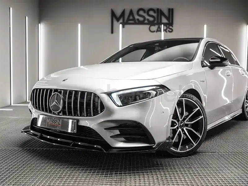 Usado Mercedes A35 AMG 306 CV (225 kW) 2019 Gris / plata Berlina
