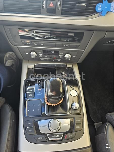 Usado Audi A6 320 CV (235 kW) 2015 Beige Familiar