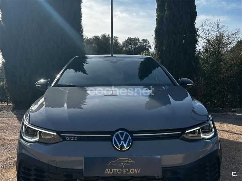 Usado VW Golf VIII GTI Clubsport 301 CV (221 kW) 2023 Gris / plata Berlina