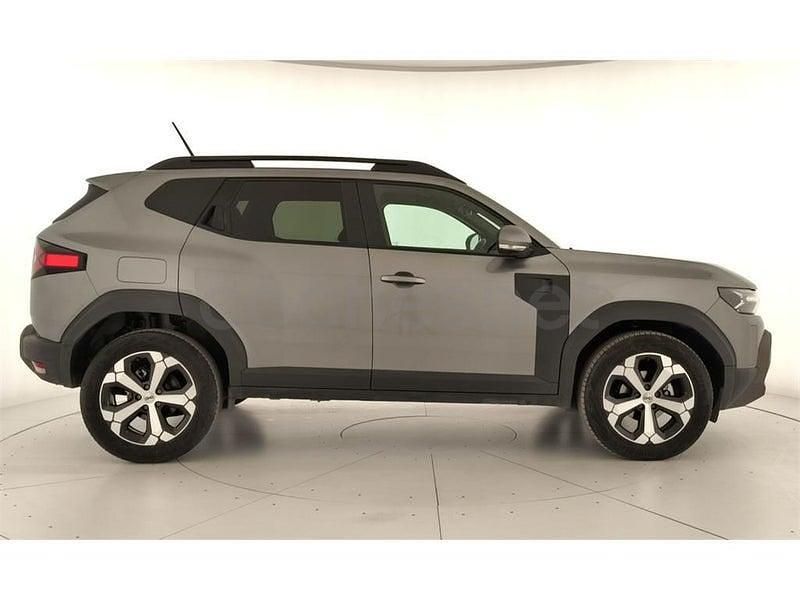 Usado Dacia Duster Journey 130 CV (95 kW) 2025 Gris / plata SUV