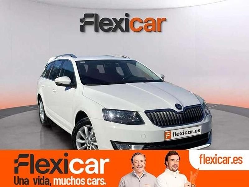 Blanco Usado 2016 Skoda Octavia GreenLine Utilitario | 11.490 € (Un poco caro) - Imagen 1/4