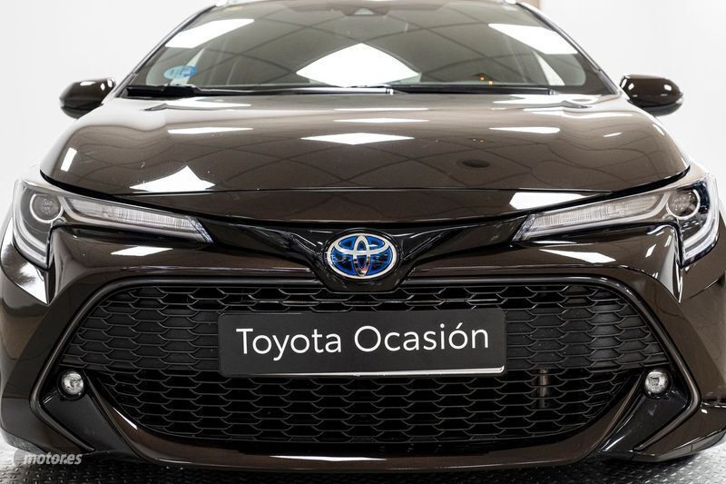 Usado Toyota Corolla 187 CV (137 kW) 2020 Marrón Familiar