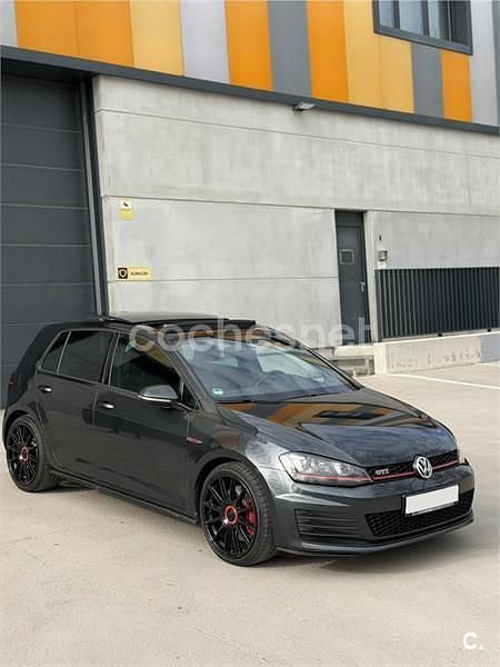 Usado VW Golf VII GTI 230 CV (169 kW) 2014 Gris / plata Berlina