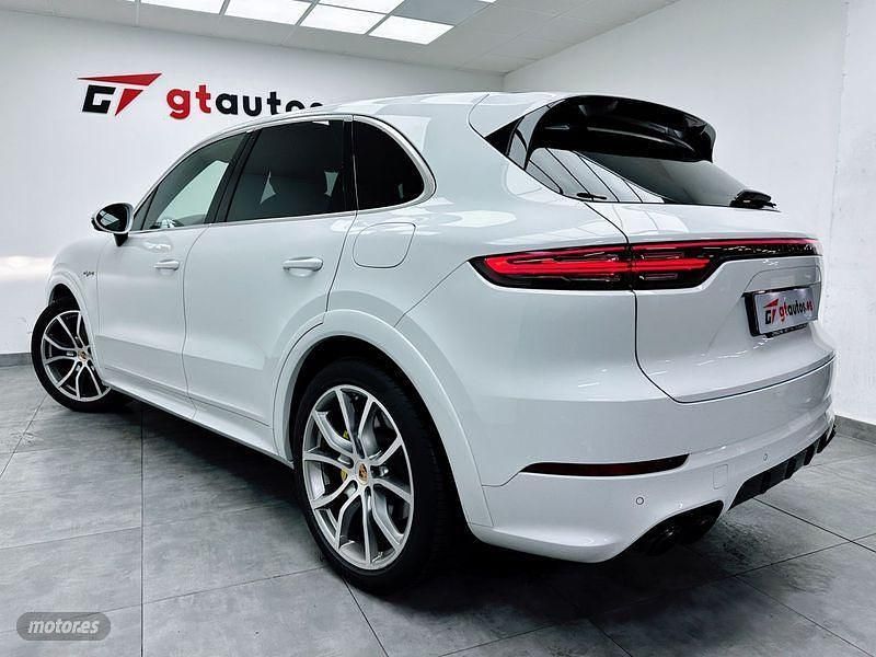 Blanco Usado 2019 Porsche Cayenne SUV | 68.650 € (Precio justo) - Imagen 1/4