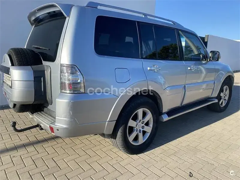 Usado Mitsubishi Montero 170 CV (125 kW) 2007 Gris / plata SUV