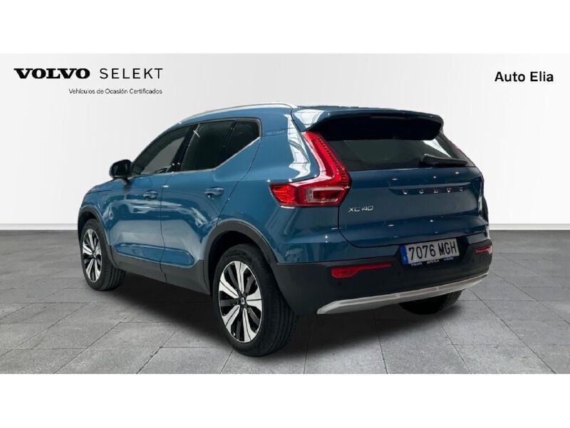 Usado Volvo XC40 Plus 211 CV (155 kW) 2023 Azul SUV