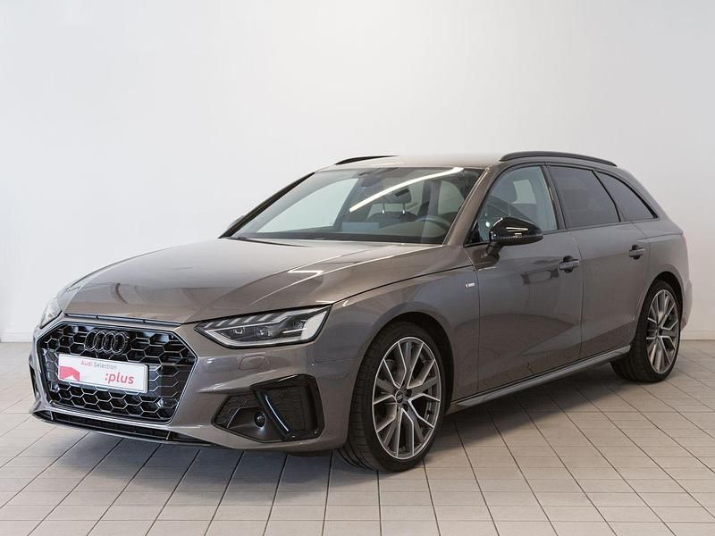 Usado Audi A4 163 CV (119 kW) 2022 Gris Familiar