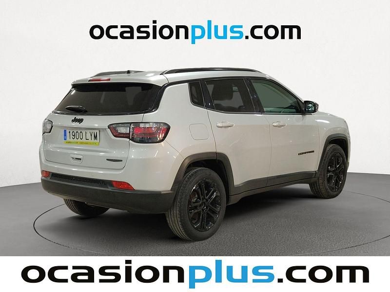 Usado Jeep Compass Night Eagle 131 CV (96 kW) 2022 Blanco SUV