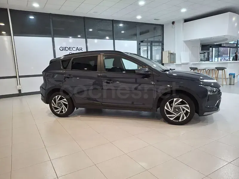 Usado Hyundai Bayon 100 CV (73 kW) 2025 Azul SUV