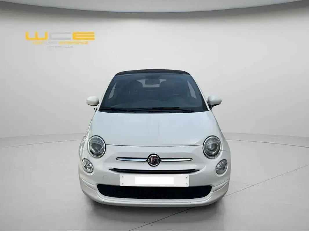 Usado Fiat 500C Club 70 CV (51 kW) 2023 Blanco Descapotable