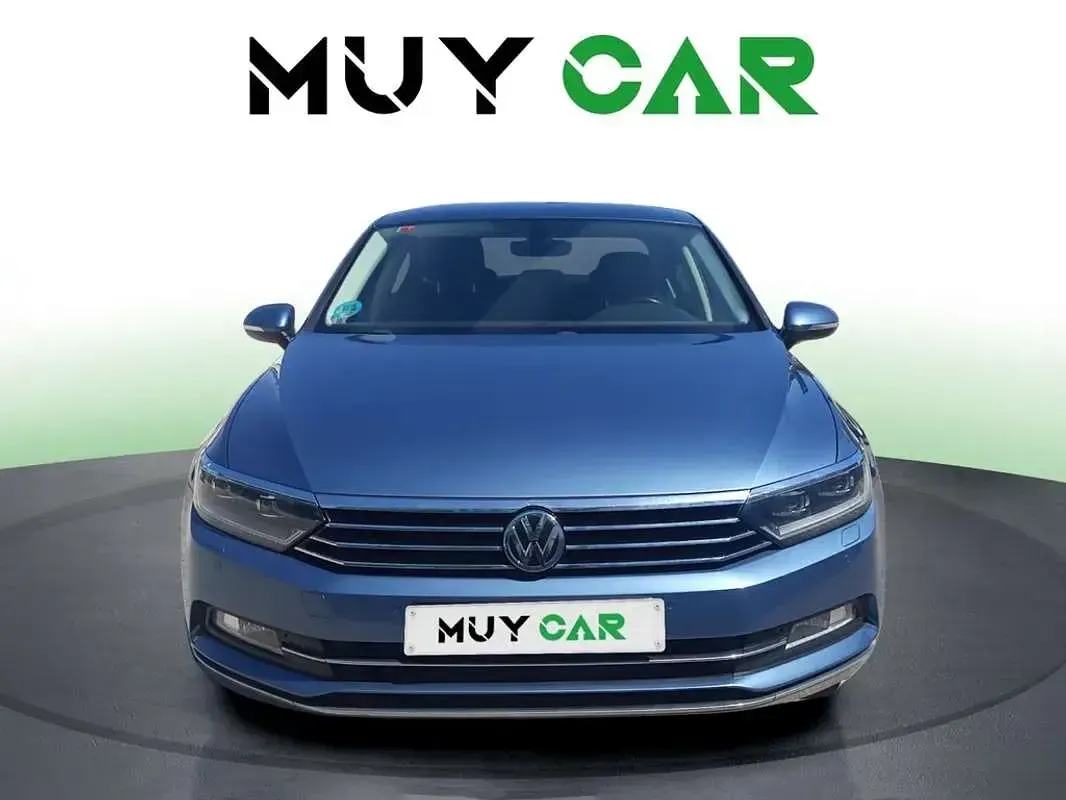 Usado VW Passat Sport 150 CV (110 kW) 2017 Azul Berlina