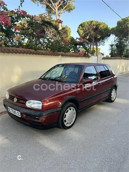 Usado VW Golf III GTI 115 CV (84 kW) 1993 Granate Berlina