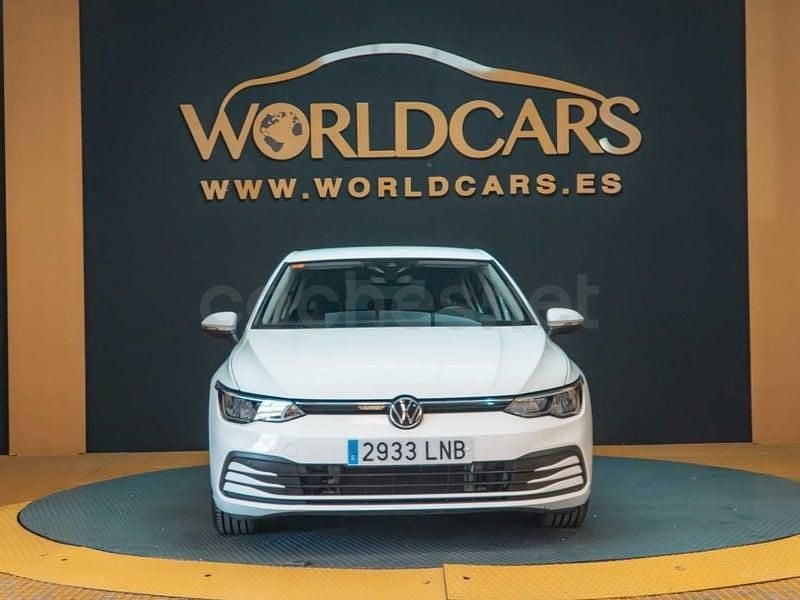 Usado VW Golf VIII 110 CV (80 kW) 2021 Blanco Berlina