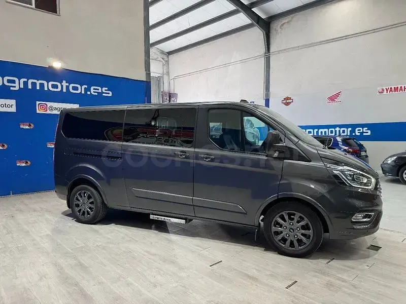 Usado Ford Transit Custom Nugget 185 CV (136 kW) 2021 Gris / plata Familiar