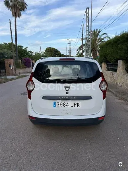 Usado Dacia Lodgy Lauréate 110 CV (80 kW) 2016 Blanco Monovolumen