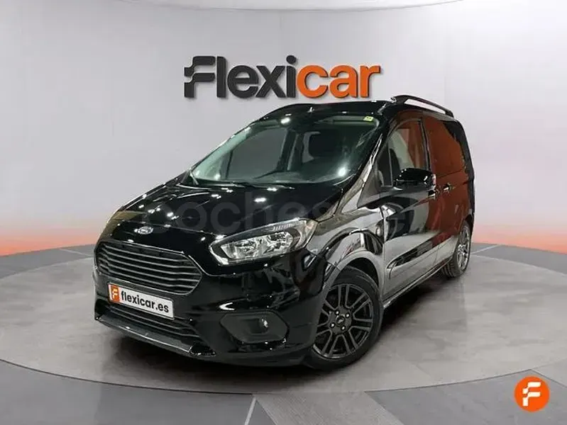 Usado Ford Tourneo Courier Sport 100 CV (73 kW) 2019 Negro Monovolumen