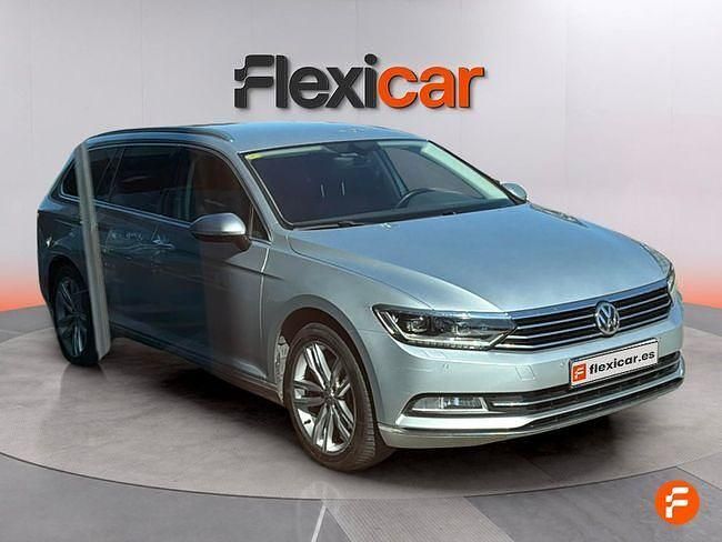 Usado VW Passat Sportline 150 CV (110 kW) 2018 Gris Familiar