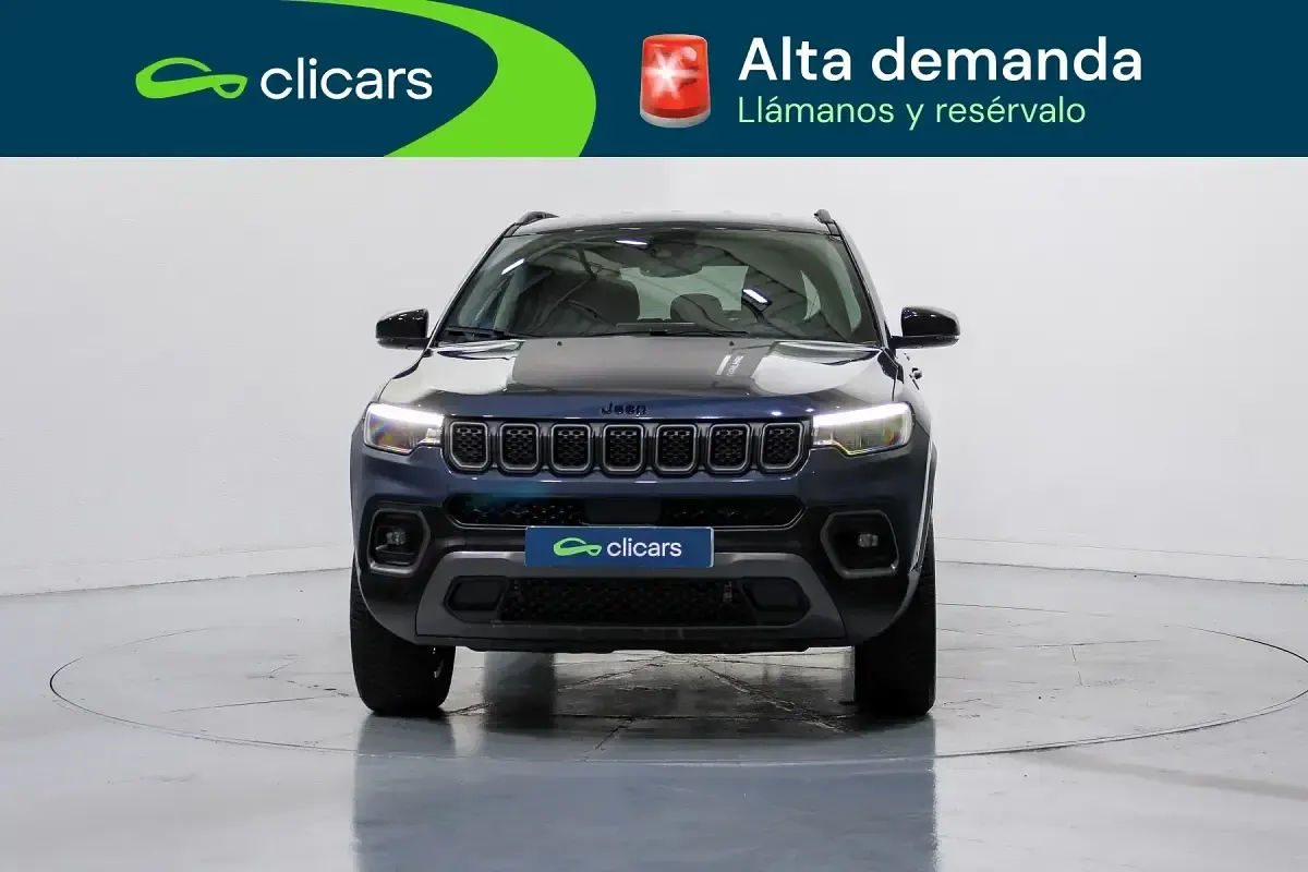 Usado Jeep Compass Trailhawk 240 CV (176 kW) 2024 Azul SUV