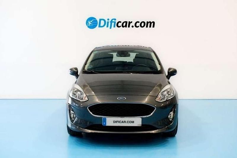 Usado Ford Fiesta Trend+ 87 CV (63 kW) 2019 Gris Utilitario