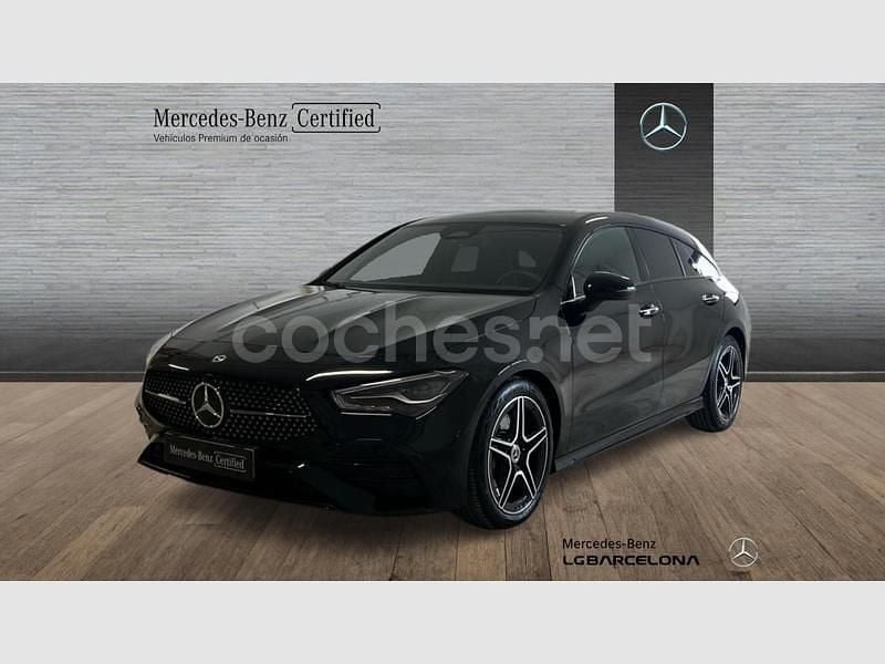 Negro Usado 2024 Mercedes CLA200 Shooting Brake Familiar | 38.990 € (Precio justo) - Imagen 1/4