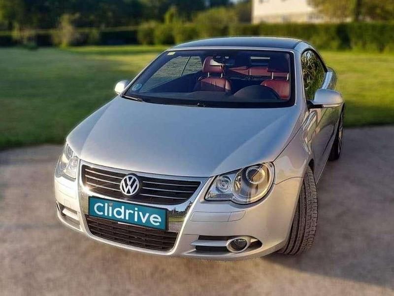 Usado VW Eos 211 CV (155 kW) 2008 Gris Descapotable