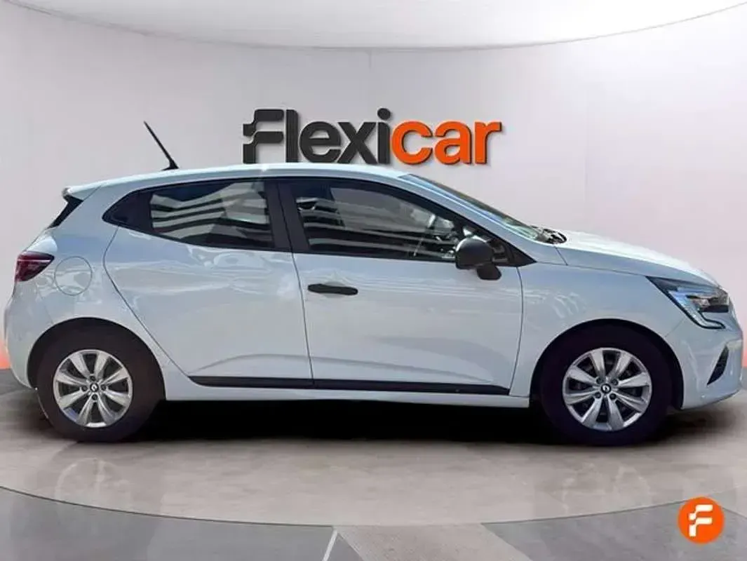 Usado Renault Clio Business 67 CV (49 kW) 2021 Blanco Utilitario