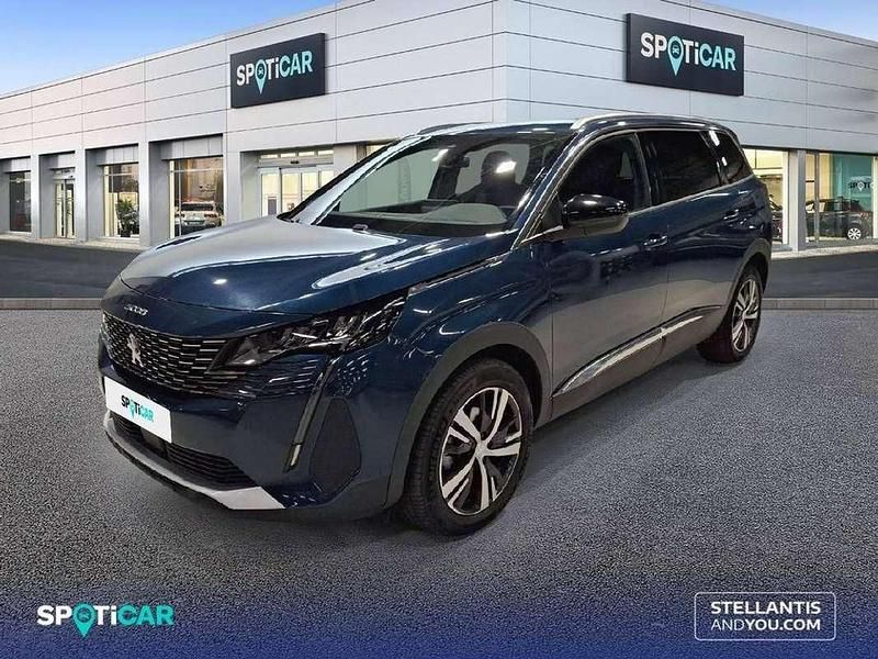 Azul Usado 2024 Peugeot 5008 Allure Monovolumen | 27.385 € (Precio justo) - Imagen 1/4